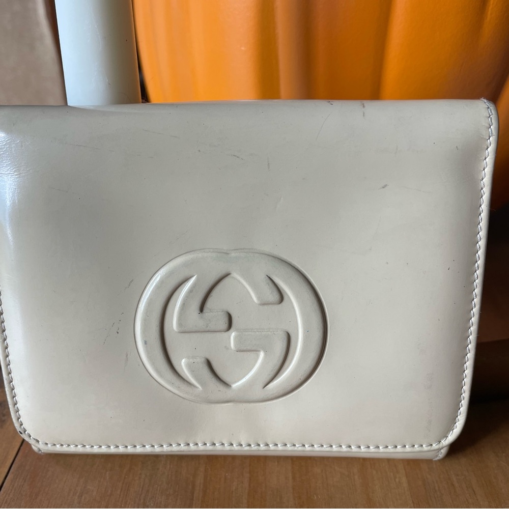 Gucci Cream Interlocking logo Leather Wallet